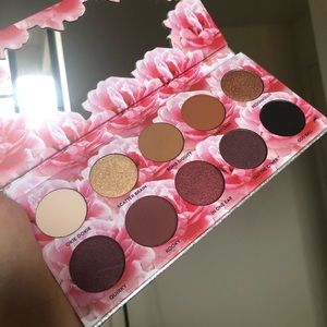 Laura Lee Cat’s Pajamas Eyeshadow Palette